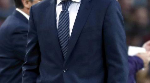 Lopetegui dirige el entrenamiento sin conocer su futuro Lopetegui dirige el entrenamiento sin conocer su futuro