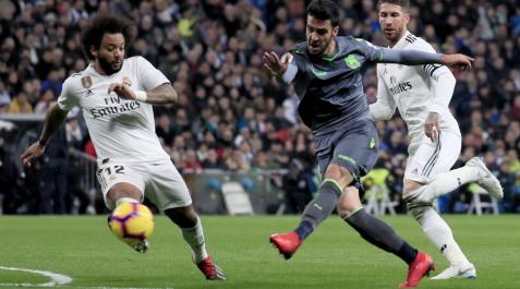 Merino se agranda en el Bernabéu y baja al Real Madrid del tren de la Liga Merino se agranda en el Bernabéu y baja al Real Madrid del tren de la Liga