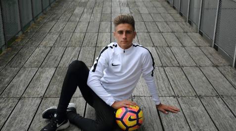 Robert Navarro, la perla que abandonó Tajonar y ahora triunfa en La Masia Robert Navarro, la perla que abandonó Tajonar y ahora triunfa en La Masia