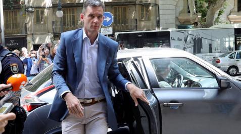 La Audiencia de Palma da cinco días a Urdangarin para ingresar en prisión La Audiencia de Palma da cinco días a Urdangarin para ingresar en prisión