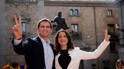 Rivera y Arrimadas, en la plaza de la Villa de Madrid. Rivera y Arrimadas, en la plaza de la Villa de Madrid.