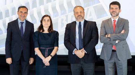 La Industria 4.0 aumentará el empleo relacionado con el conocimiento y la creatividad La Industria 4.0 aumentará el empleo relacionado con el conocimiento y la creatividad