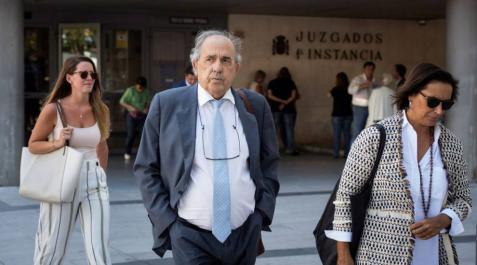 Muere el director del máster de Cristina Cifuentes, Enrique Álvarez Conde Muere el director del máster de Cristina Cifuentes, Enrique Álvarez Conde