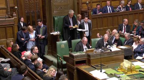 El Parlamento británico no respalda ninguna de las alternativas para el El Parlamento británico no respalda ninguna de las alternativas para el