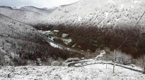 Las nevadas débiles vuelven a teñir de blanco el norte de Navarra Las nevadas débiles vuelven a teñir de blanco el norte de Navarra