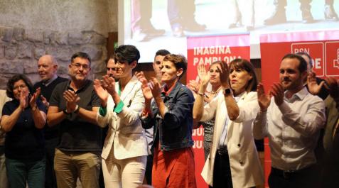 Chivite, Esporrín y otros candidatos del PSN, este lunes en Condestable. Chivite, Esporrín y otros candidatos del PSN, este lunes en Condestable.