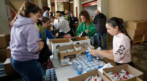 Ayuda solidaria Ayuda solidaria
