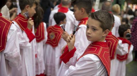 Procesión del Corpus Christi 2019 en Pamplona El alcalde de Pamplona, Enrique Maya, acudió a la tradicional procesión por las calles de la capital navarra.