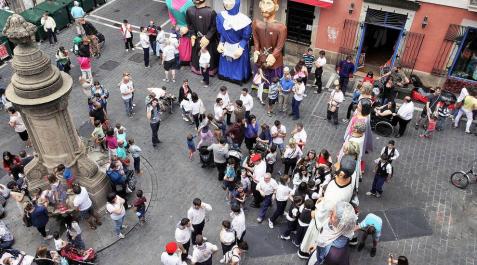 Día de las Peñas en Pamplona El Día de las Peñas preludia en Pamplona las fiestas