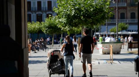 Retraso en el cobro de las prestaciones de maternidad y paternidad en Navarra Retraso en el cobro de las prestaciones de maternidad y paternidad en Navarra