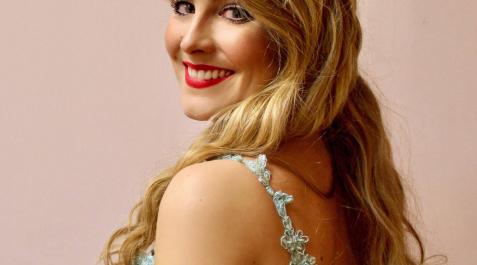 La soprano Sofía Esparza. La soprano Sofía Esparza.