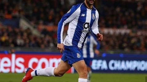 Osasuna, a por Adrián López Osasuna, a por Adrián López