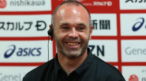 Andrés Iniesta, en una rueda de prensa en Japón. Andrés Iniesta, en una rueda de prensa en Japón.