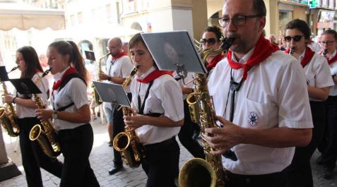 Música a todas horas en fiestas de Estella Música a todas horas en fiestas de Estella