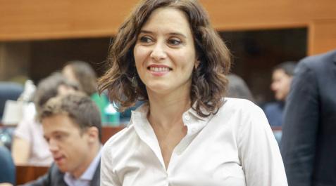 Díaz Ayuso, investida presidenta de Madrid con los votos de PP, Cs y Vox Díaz Ayuso, investida presidenta de Madrid con los votos de PP, Cs y Vox