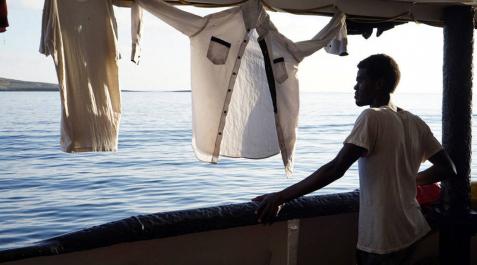 El Open Arms descarta Algeciras como puerto para desembarcar a los migrantes El Open Arms descarta Algeciras como puerto para desembarcar a los migrantes