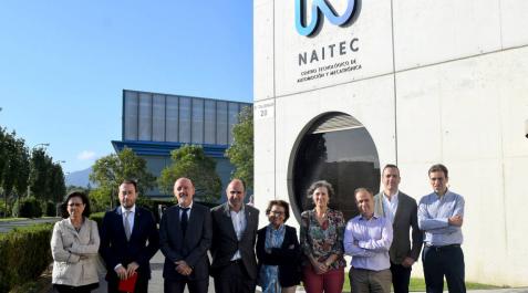 Cristina Gómez, directora del instituto de investigación INAMAT; Ramón Gonzalo, rector de la UPNA; Txus Pintor, director científico tecnológico de NAITEC; Manu Ayerdi, consejero de Desarrollo Económico; Estibalitz Erauzquin, directora general de NAITEC; Ana Burusco, directora general de universidad del Gobierno de Navarra; Francisco Javier Arregui, vicerrector de investigación; Iosu García, director del servicio de investigación; y Antonio López, director de área del vicerrectorado de investigación. Cristina Gómez, directora del instituto de investigación INAMAT; Ramón Gonzalo, rector de la UPNA; Txus Pintor, director científico tecnológico de NAITEC; Manu Ayerdi, consejero de Desarrollo Económico; Estibalitz Erauzquin, directora general de NAITEC; Ana Burusco, directora general de universidad del Gobierno de Navarra; Francisco Javier Arregui, vicerrector de investigación; Iosu García, director del servicio de investigación; y Antonio López, director de área del vicerrectorado de investigación.