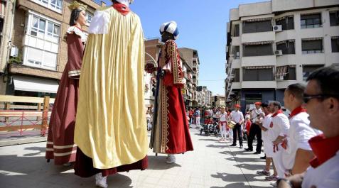 Fotos del encierro y de la comparsa de gigantes y cabezudos de fiestas de Peralta 2019 Todas las fotos del encierro y de la comparsa de gigantes y cabezudos de fiestas de Peralta 2019
