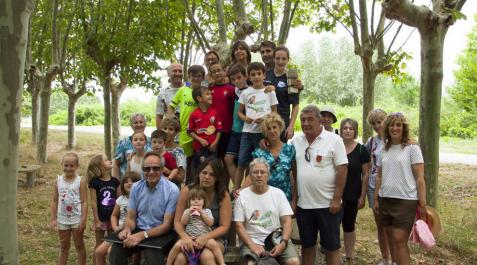 Vecinos de Torres del Río, en un grupo para conocer la biodiversidad de su entorno Vecinos de Torres del Río, en un grupo para conocer la biodiversidad de su entorno