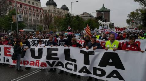 'La España vaciada' llena Madrid para pedir medidas contra la despoblación rural 'La España vaciada' llena Madrid para pedir medidas contra la despoblación rural