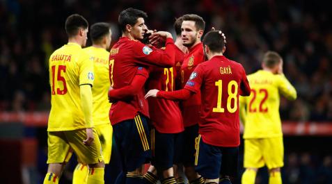 España cierra la fase de grupos con una manita y será cabeza de serie España cierra la fase de grupos con una manita y será cabeza de serie