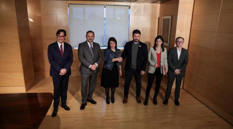 PSOE ve voluntad de entendimiento con ERC tras su primera reunión negociadora PSOE ve voluntad de entendimiento con ERC tras su primera reunión negociadora