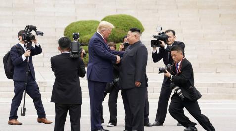 Histórico encuentro entre Donald Trump y Kim Jong Un en la frontera intercoreana Histórico encuentro entre Donald Trump y Kim Jong Un en la frontera intercoreana