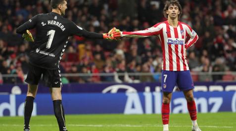 Sergio Herrera firma una primera parte excepcional contra el Atlético Sergio Herrera firma una primera parte excepcional contra el Atlético