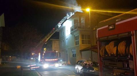 Incendio sin heridos en una vivienda de Mutilva Alta Incendio sin heridos en una vivienda de Mutilva Alta