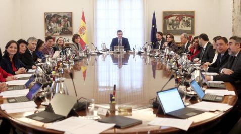 El Gobierno central recurre la actualización del Fuero Nuevo de Navarra El Gobierno central recurre la actualización del Fuero Nuevo de Navarra