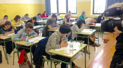 Comienzan las pruebas en castellano de las oposiciones de Educación Comienzan las pruebas en castellano de las oposiciones de Educación