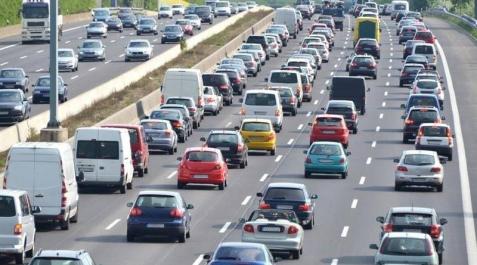 Arranca la operación salida de Semana Santa, en la que se esperan 15,5 millones de viajes Arranca la operación salida de Semana Santa, en la que se esperan 15,5 millones de viajes