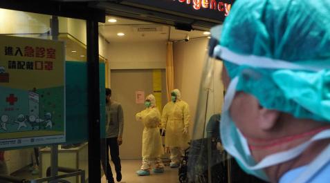 Personal sanitario en el Hospital de Taipei, protegido ante la presencia del coronavirus. Personal sanitario en el Hospital de Taipei, protegido ante la presencia del coronavirus.