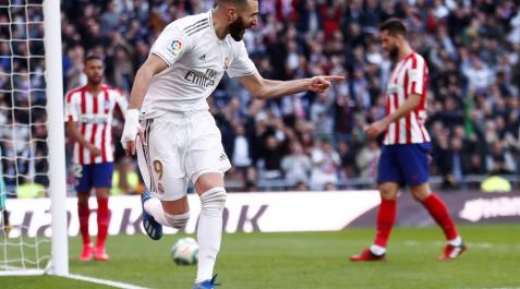 Benzema castiga a un Atlético lastrado Benzema castiga a un Atlético lastrado