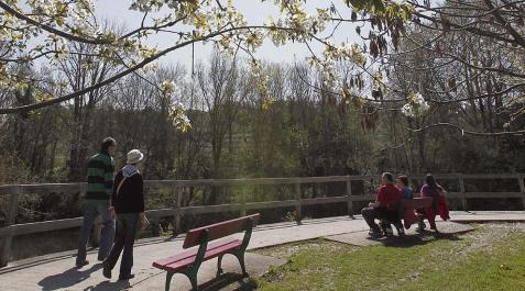 Jueves Santo con tiempo soleado y temperaturas altas en toda Navarra Jueves Santo con tiempo soleado y temperaturas altas en toda Navarra
