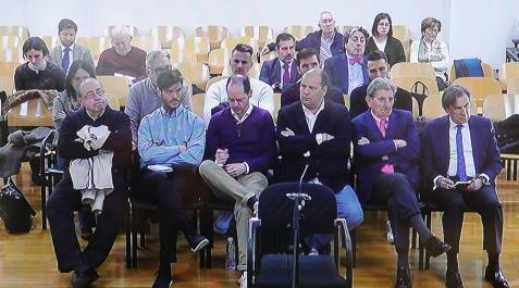 Los acusados del Caso Osasuna, durante la presentación de conclusiones Los acusados del Caso Osasuna, durante la presentación de conclusiones