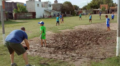 Empalme Graneros: fútbol entre balas Empalme Graneros: fútbol entre balas