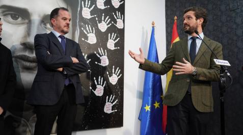 Casado defiende a PP+Cs como alternativa a un PNV Casado defiende a PP+Cs como alternativa a un PNV