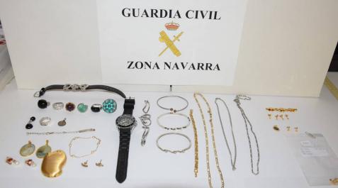 Detenida por robar joyas por valor de 38.000 euros en una vivienda de Corella Detenida por robar joyas por valor de 38.000 euros en una vivienda de Corella