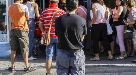 Seis de cada diez parados en Navarra no reciben prestación del Estado Seis de cada diez parados en Navarra no reciben prestación del Estado