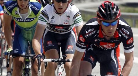 Nicolas Portal, delante del navarro Imanol Erviti, en una carrera en 2007. Nicolas Portal, delante del navarro Imanol Erviti, en una carrera en 2007.
