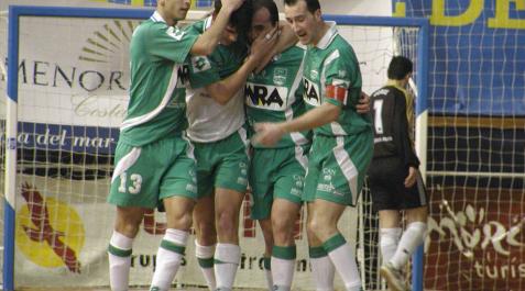 El MRA Xota, con jugadores como Passarinho o Javi Eseverri, disputó la primera Copa de España para el club de Irurtzun en 2002. La competición se disputó en Valencia. Cayó en cuartos ante el Caja Segovia. El MRA Xota, con jugadores como Passarinho o Javi Eseverri, disputó la primera Copa de España para el club de Irurtzun en 2002. La competición se disputó en Valencia. Cayó en cuartos ante el Caja Segovia.