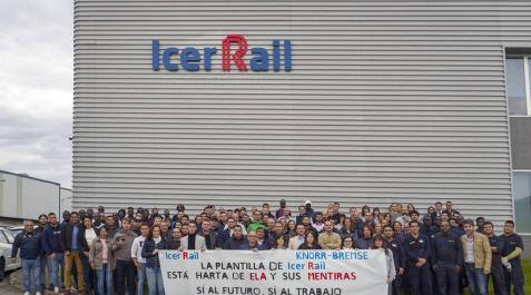 Empleados de Icer Rail protestan contra las “mentiras” de ELA Empleados de Icer Rail protestan contra las “mentiras” de ELA