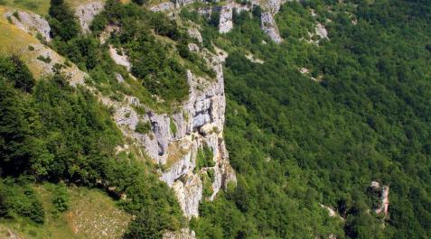 Rincones insólitos de la Sierra de Urbasa Rincones insólitos de la Sierra de Urbasa