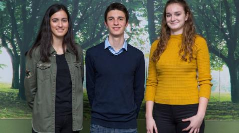 Samuel López, Nahia Aranda y Alejandra Lorente ganan la Olimpiada Navarra de Biología Samuel López, Nahia Aranda y Alejandra Lorente ganan la Olimpiada Navarra de Biología