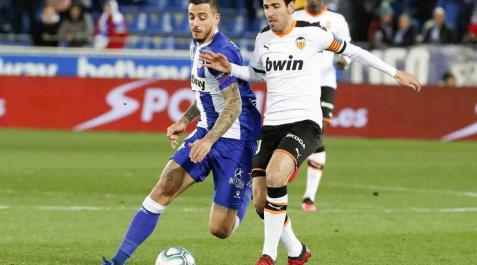 El Valencia se diluye en Vitoria-Gasteiz ante un Alavés que sigue sumando El Valencia se diluye en Vitoria-Gasteiz ante un Alavés que sigue sumando