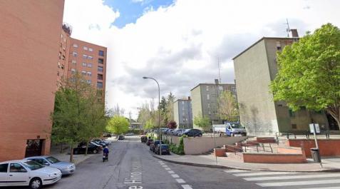 Muere un hombre de 50 años tras recibir una puñalada en el cuello en Madrid Muere un hombre de 50 años tras recibir una puñalada en el cuello en Madrid