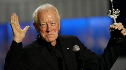 Max von Sydow, con el Premio Donostia en 2006. Max von Sydow, con el Premio Donostia en 2006.