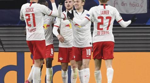 Sabitzer lidera la victoria y el pase a cuartos del Leipzig ante el Tottenham Sabitzer lidera la victoria y el pase a cuartos del Leipzig ante el Tottenham