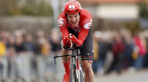Kragh Andersen gana la crono y Schachmann refuerza el liderato en la París-Niza Kragh Andersen gana la crono y Schachmann refuerza el liderato en la París-Niza
